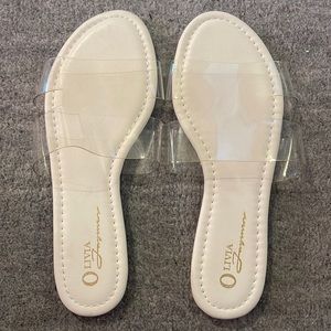 Size 8 Women’s Sandals